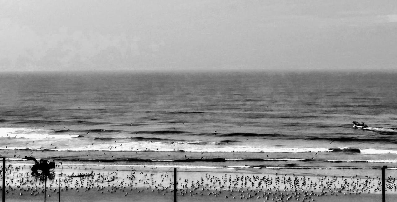 Amazing Apartment In Costa Da Caparica Dış mekan fotoğraf